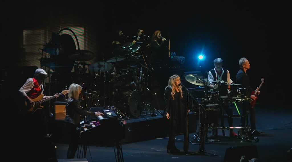 Fleetwood Mac concert Lindsey Buckingham Stevie Nicks Rumours era