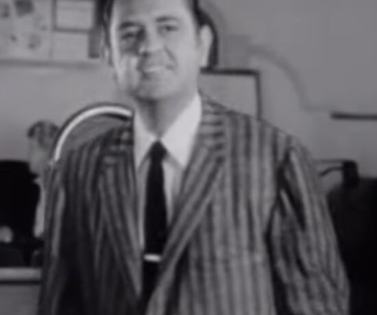 Merle Travis guitarist Kentucky coal miner thumbpicking origin Travis picking