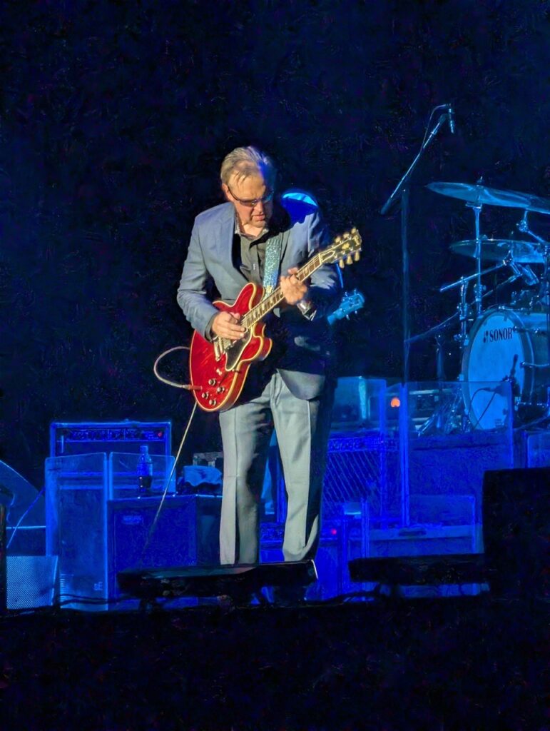Joe Bonamassa live Rockhal Luxembourg 2026 Dumble amplifier stage Gibson ES